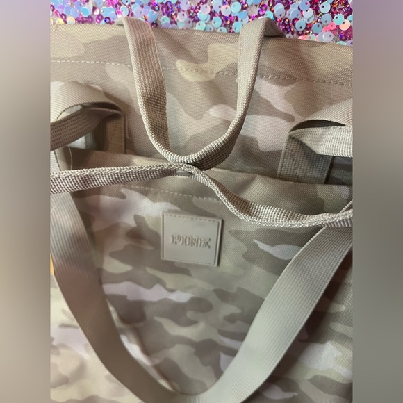 Victoria secret backpack - Picture 3 of 6